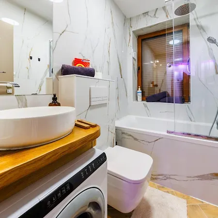 Apartment Spokojne Zacisze- Suite, Free Parking *