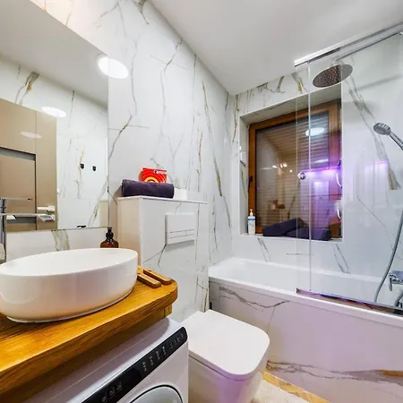 Spokojne Zacisze- Suite, Free Parking Apartment