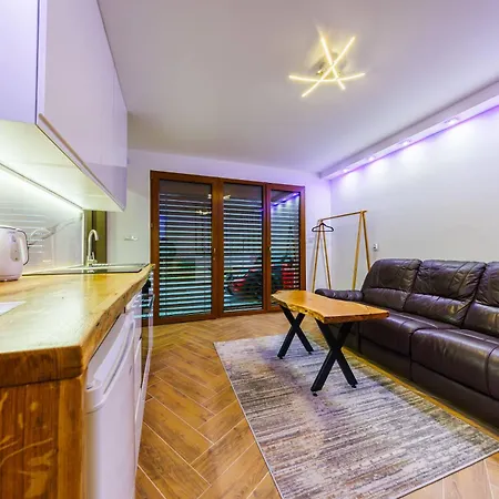 Spokojne Zacisze- Suite, Free Parking Apartment