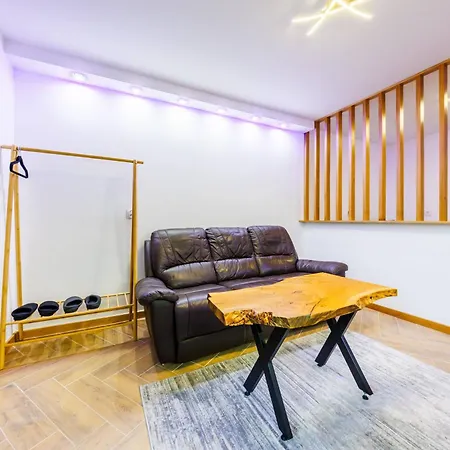 Spokojne Zacisze- Suite, Free Parking Apartment *